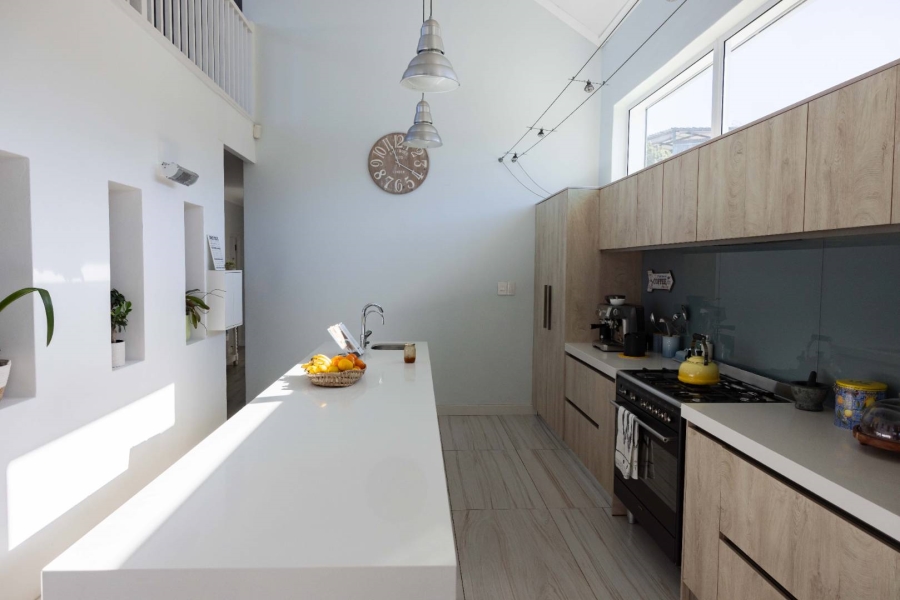 5 Bedroom Property for Sale in Crofters Valley Western Cape